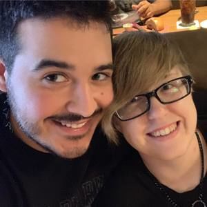 Meet your Posher, Sam